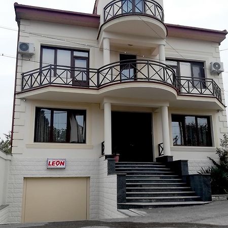 Leon Hotel Тбилиси Екстериор снимка