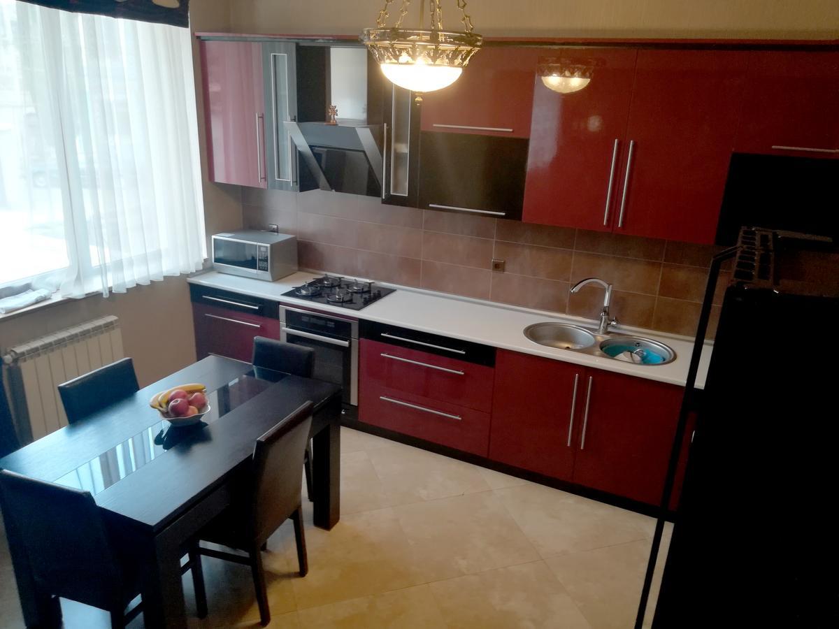 Leon Hotel Тбилиси Екстериор снимка