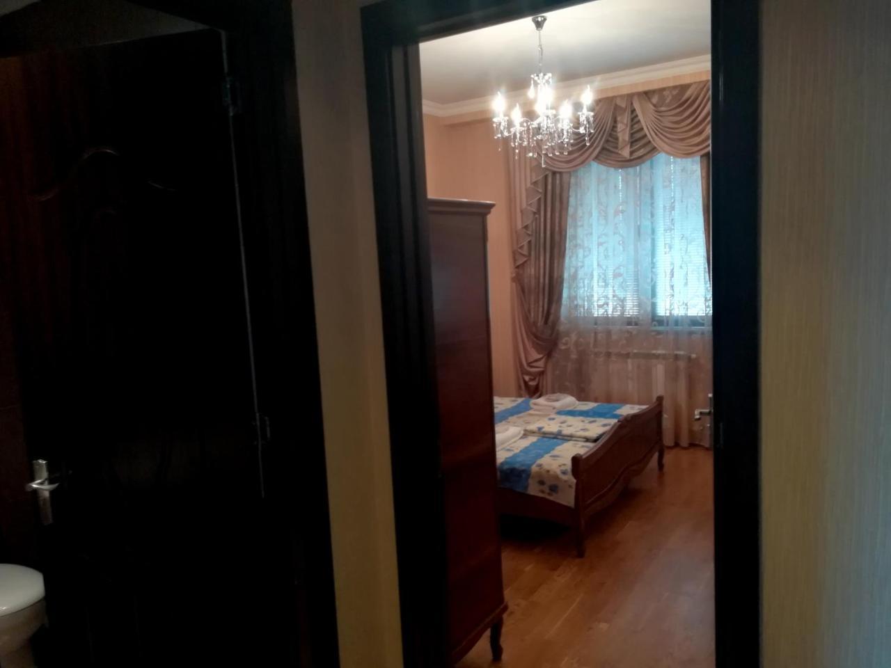 Leon Hotel Тбилиси Екстериор снимка