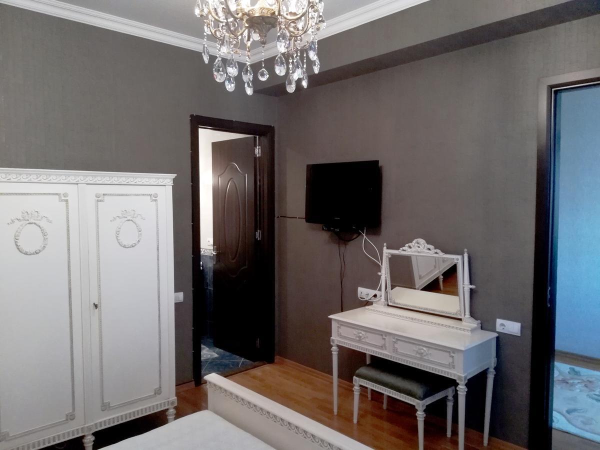 Leon Hotel Тбилиси Екстериор снимка