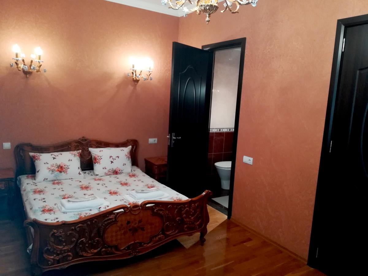 Leon Hotel Тбилиси Екстериор снимка
