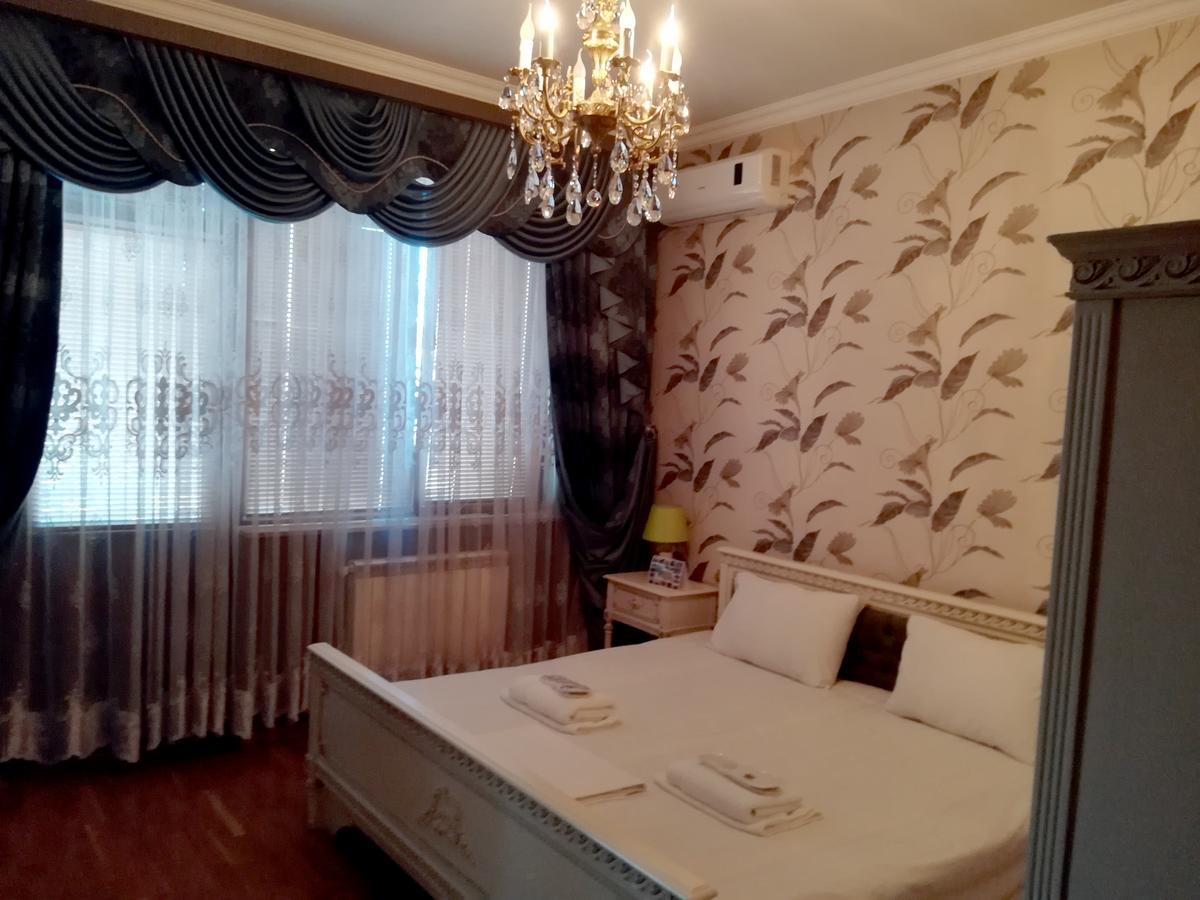 Leon Hotel Тбилиси Екстериор снимка